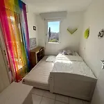 Piscine, A Pied, 2 Appartement