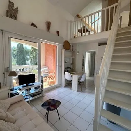 Piscine, A Pied, 2 Apartamento *